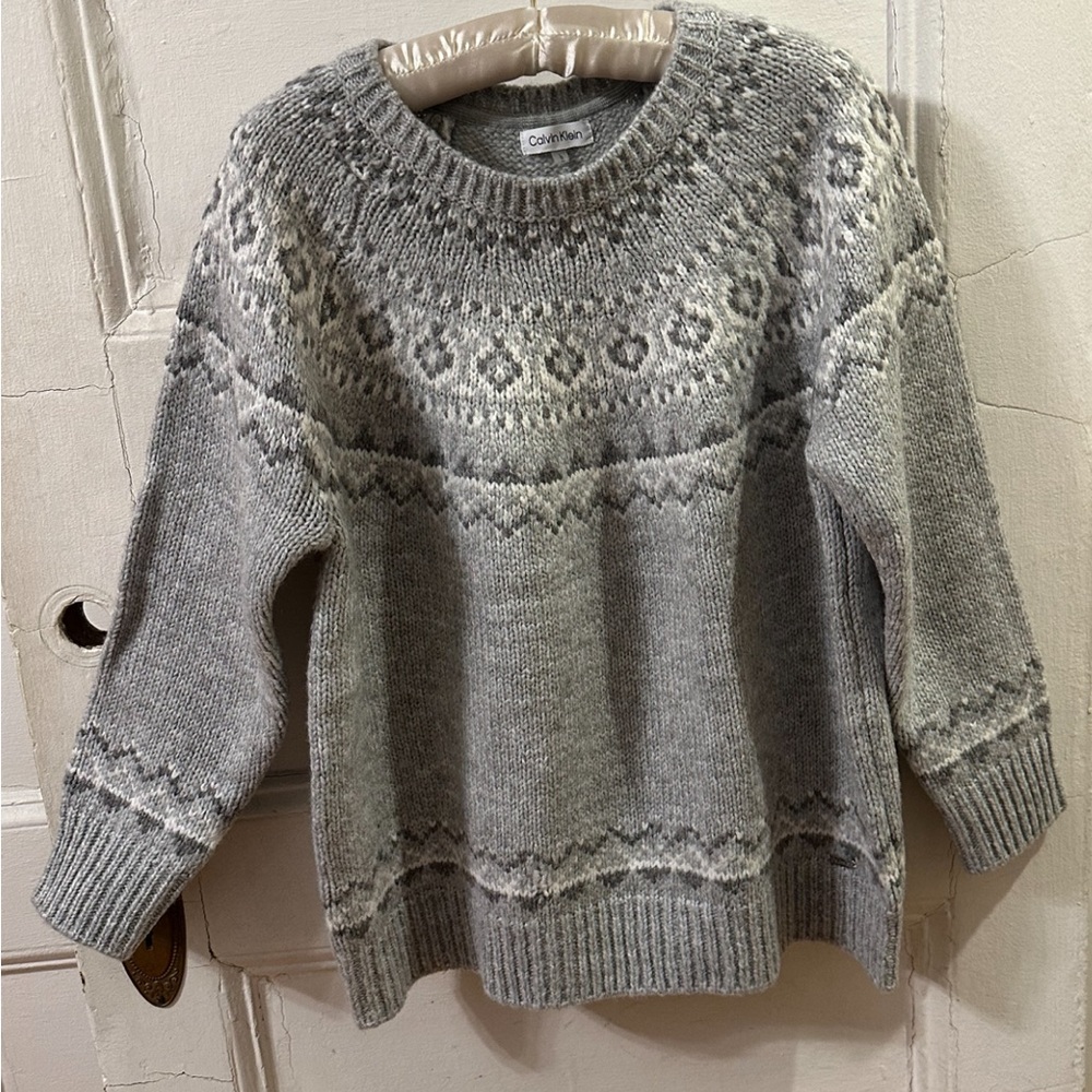 NWOT Calvin Klein Gray Patterned Women's Sweater